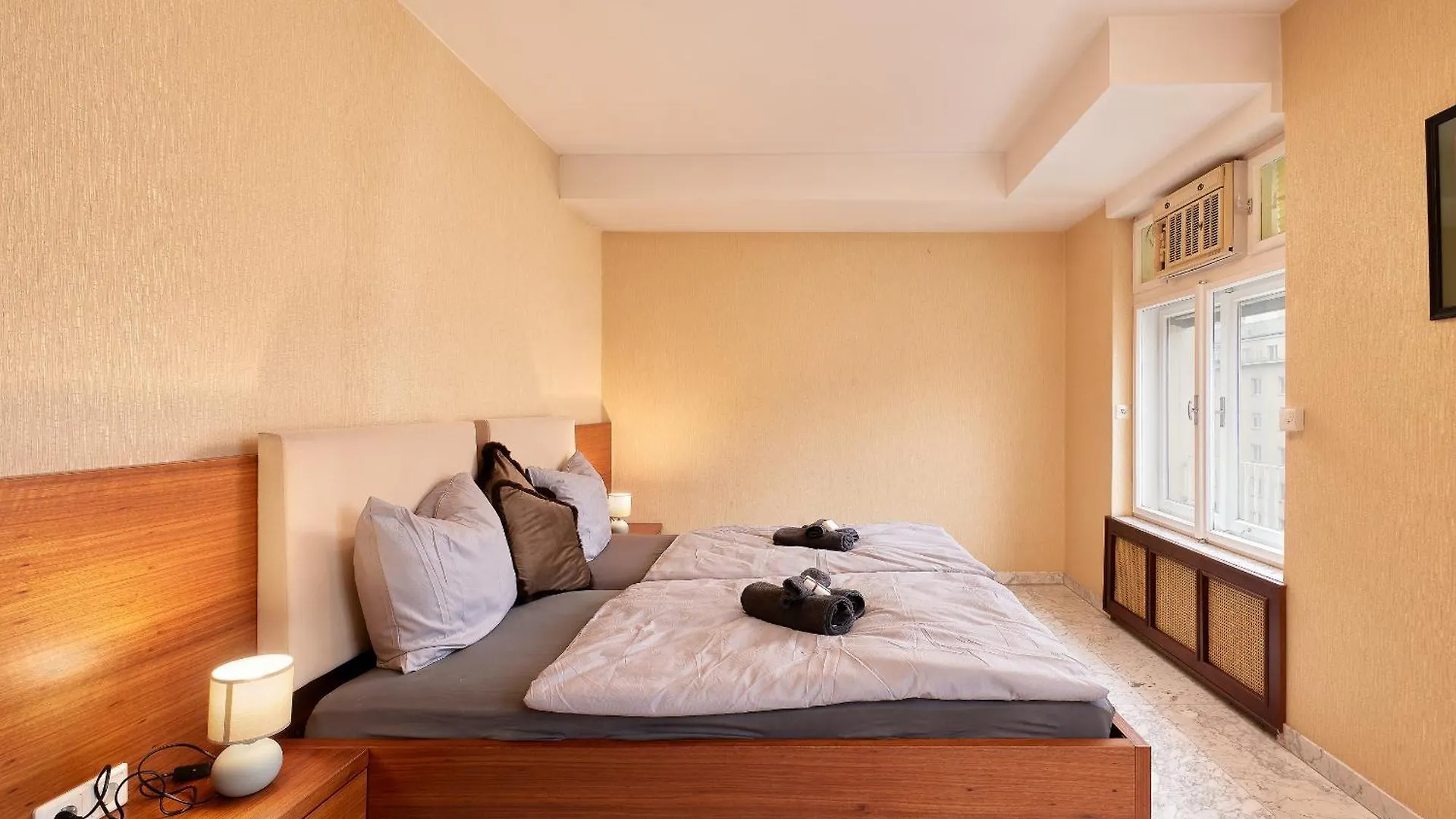 Apartment Vienna Prestige Central Luxury Haven W Free Parking And Sauna