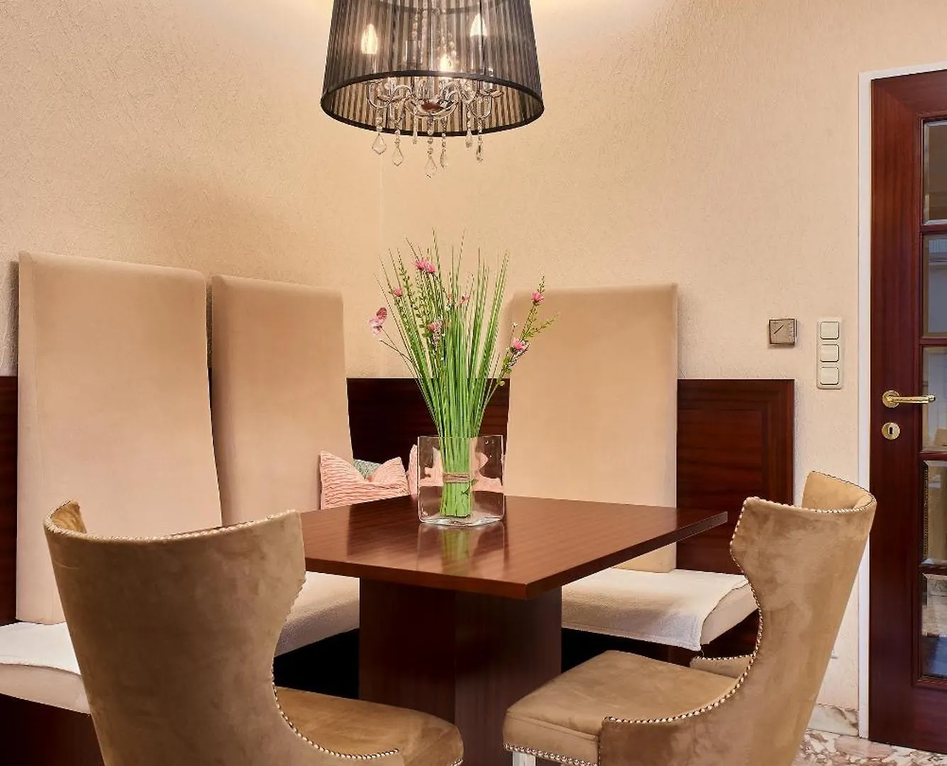 Vienna Prestige Central Luxury Haven W Free Parking And Sauna Apartment